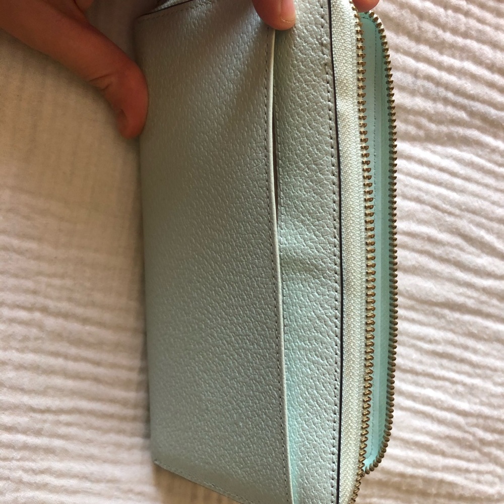 Kate Spade Wallet - Picture 4 of 4